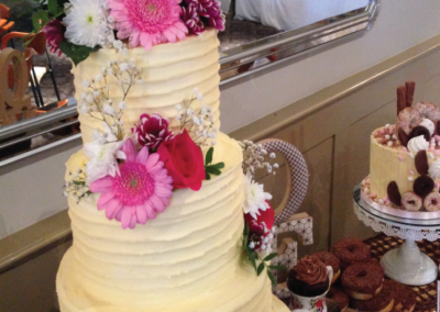 Naked, Semi Naked, Buttercream Wedding Cake - Gallery